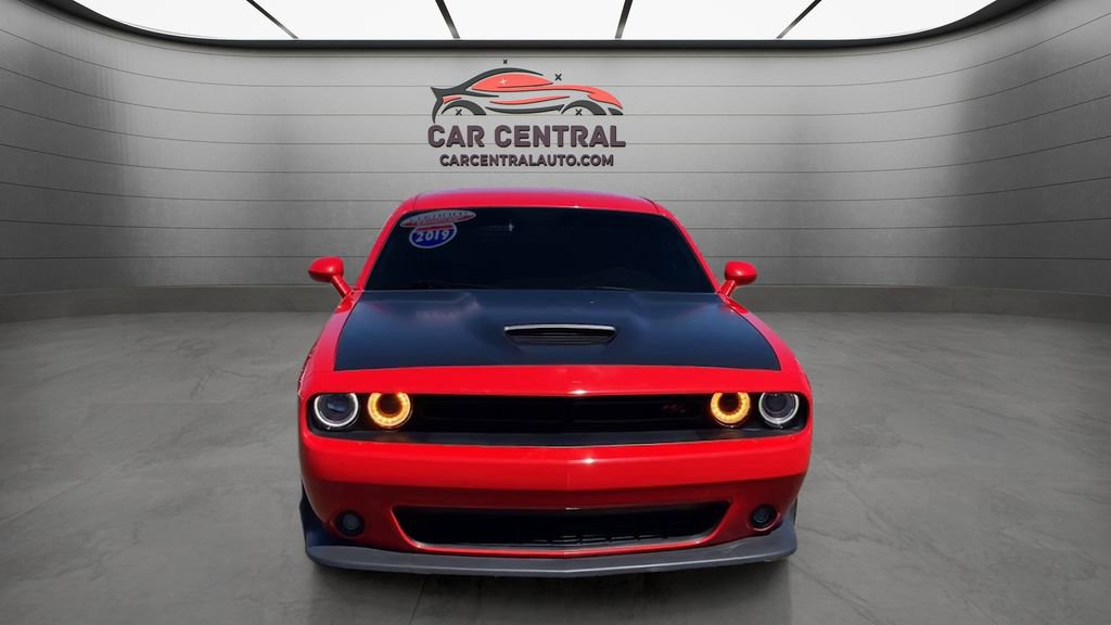 Used 2019 Dodge Challenger R/T image 8