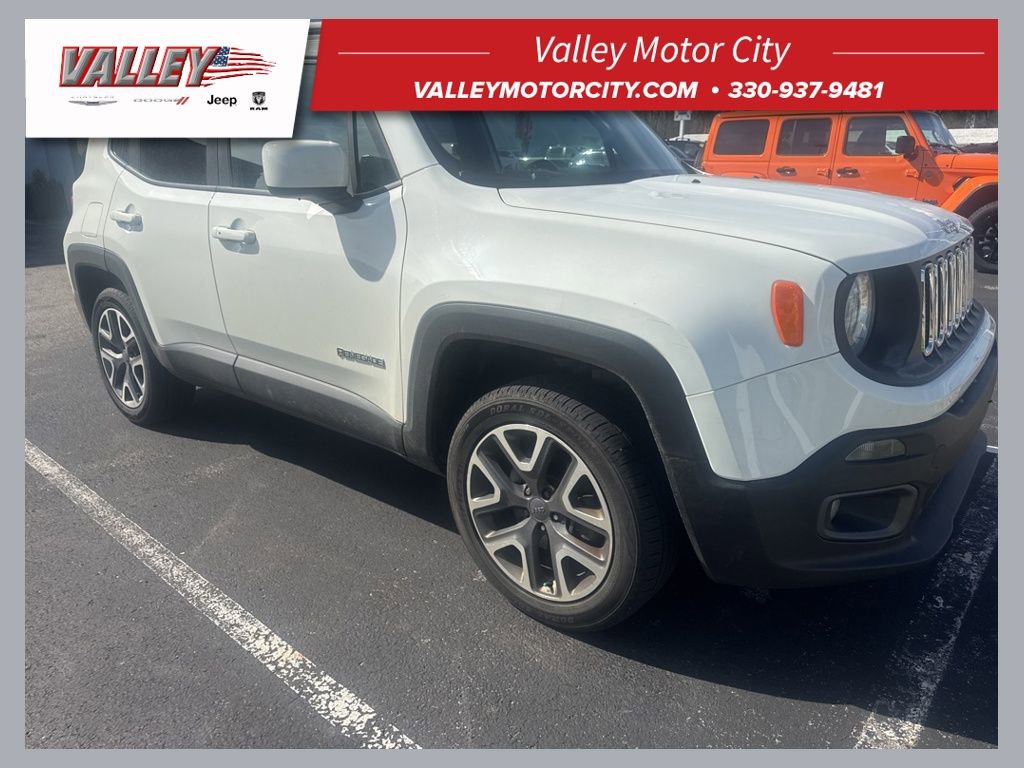 Used 2017 Jeep Renegade Latitude w/ Cold Weather Group image 1