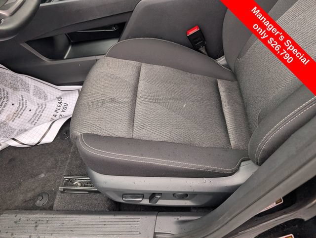 Certified 2026 Nissan Rogue SV AWD/4WD image 23