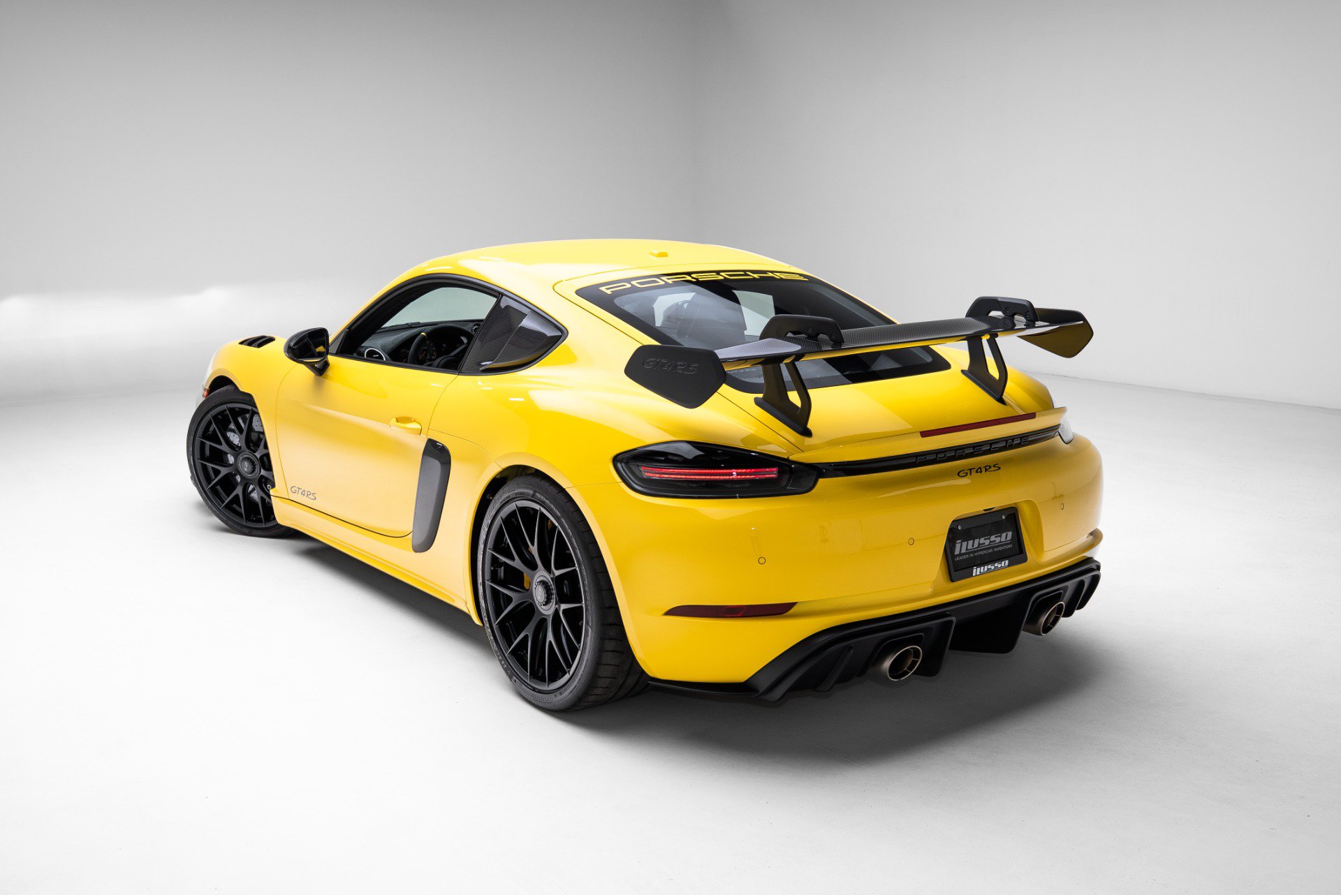 Used 2024 Porsche 718 Cayman GT4 RS RWD image 52
