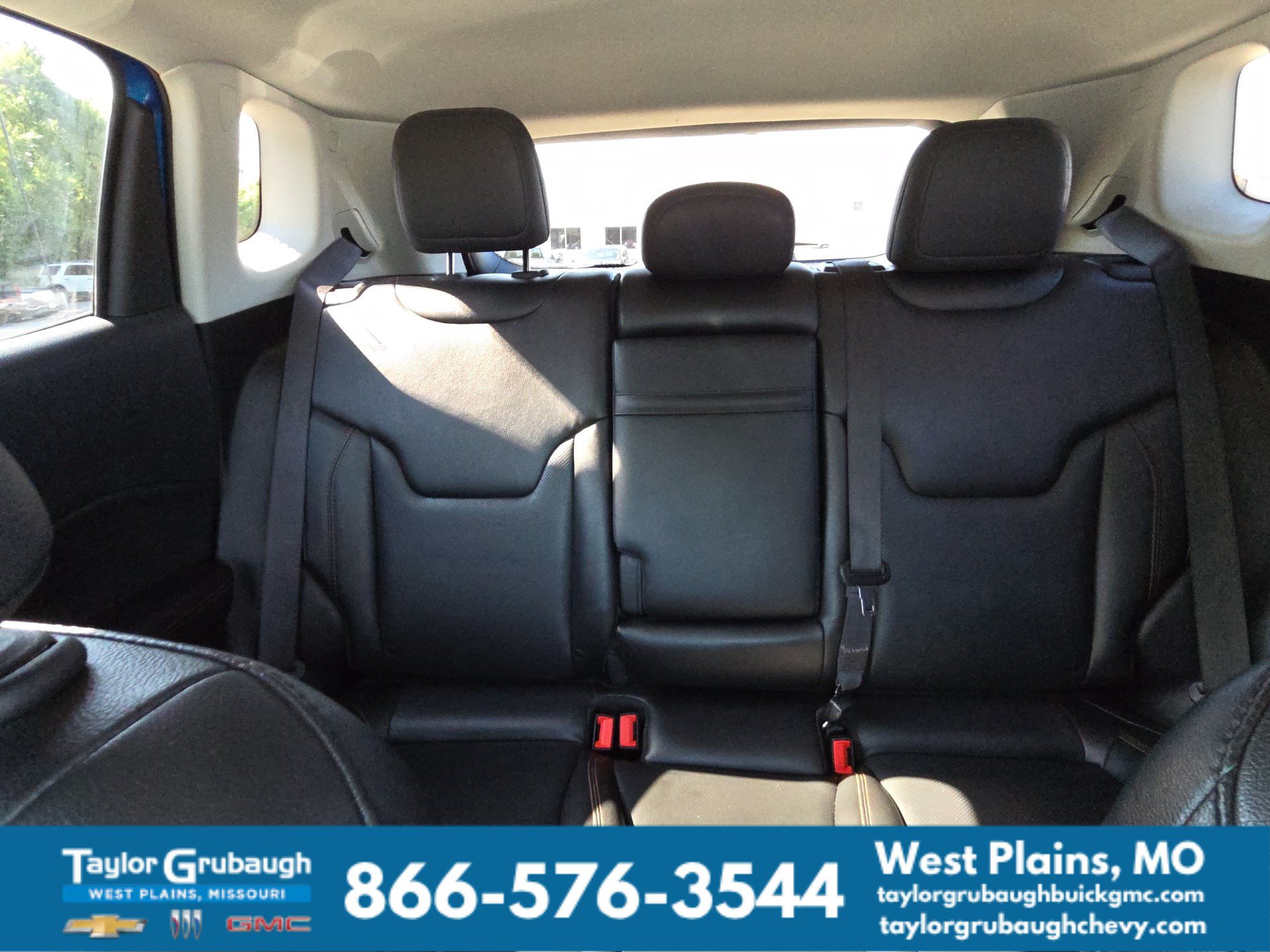Used 2019 Jeep Compass Limited AWD/4WD image 25