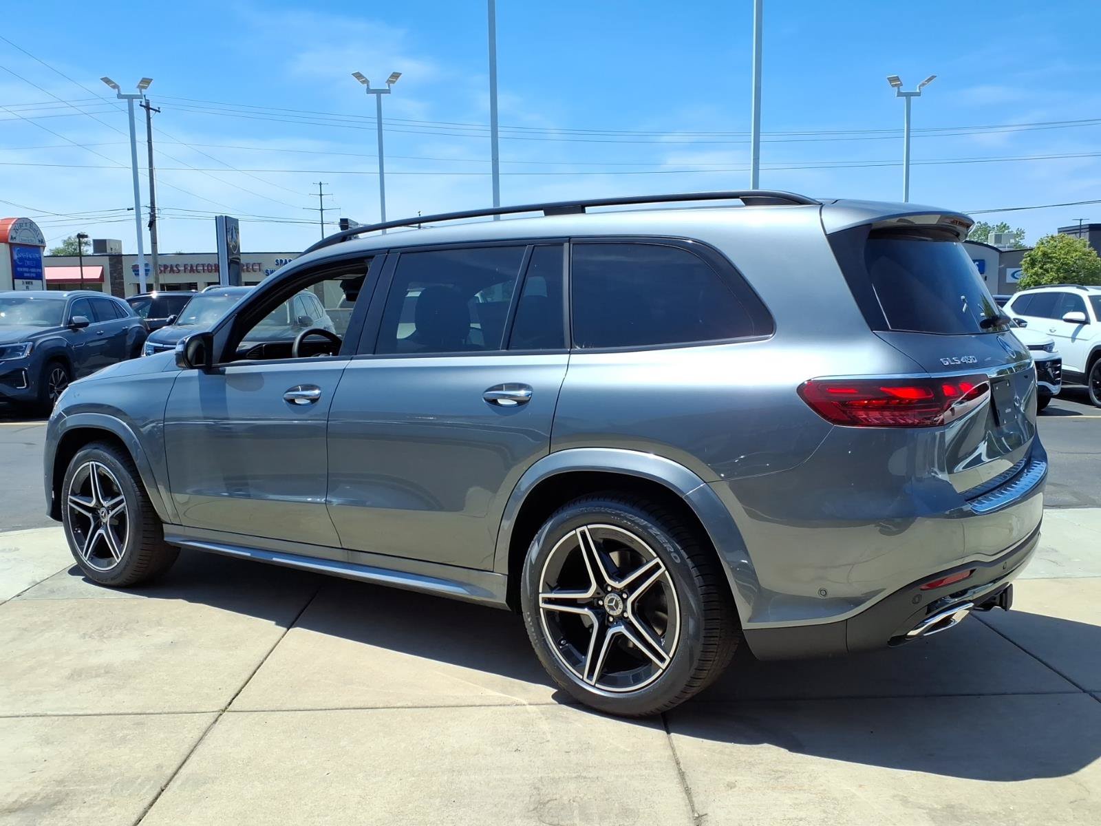 New 2026 Mercedes-Benz GLS 450 4MATIC image 8