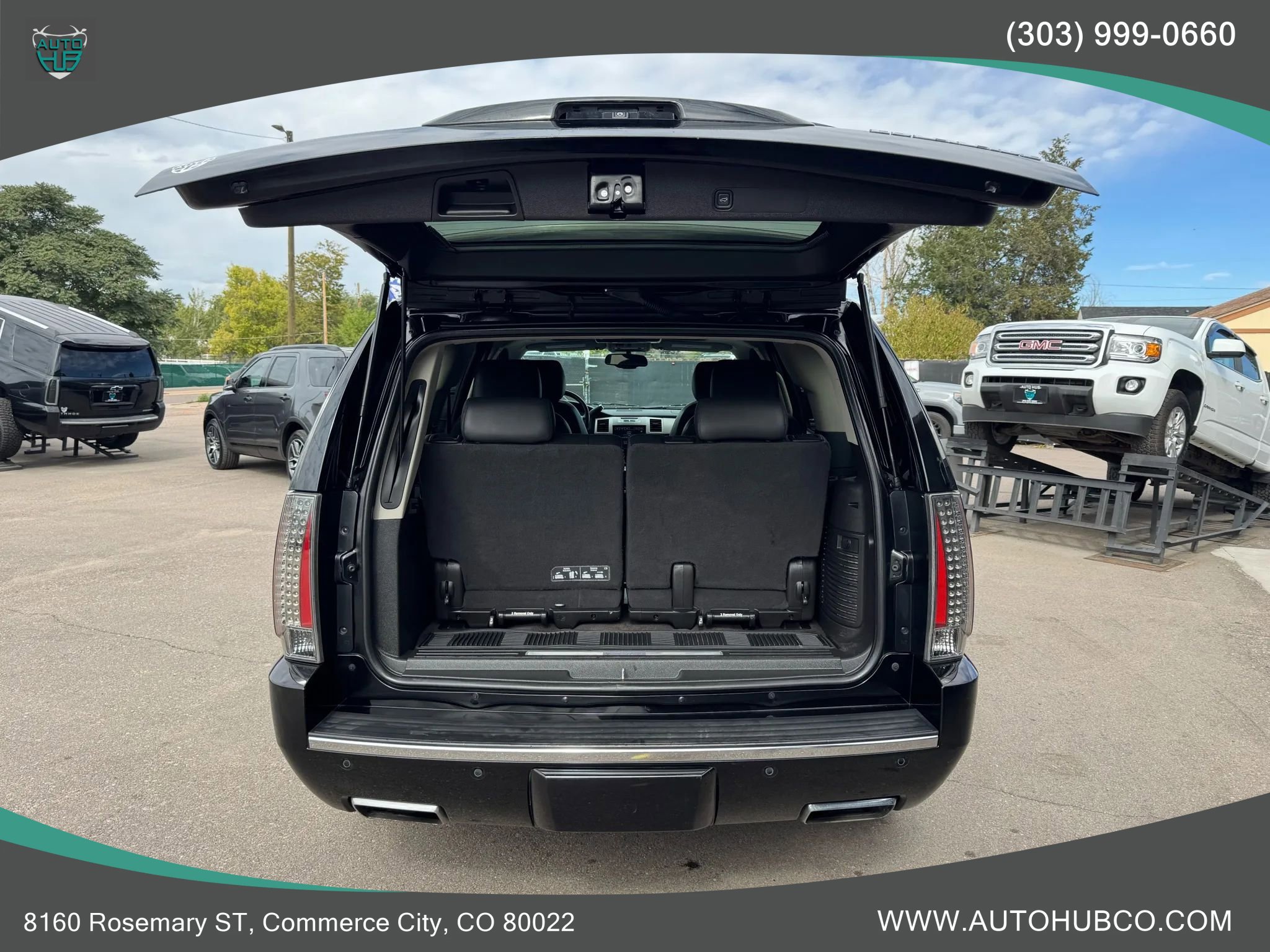 Used 2014 Cadillac Escalade Premium image 6