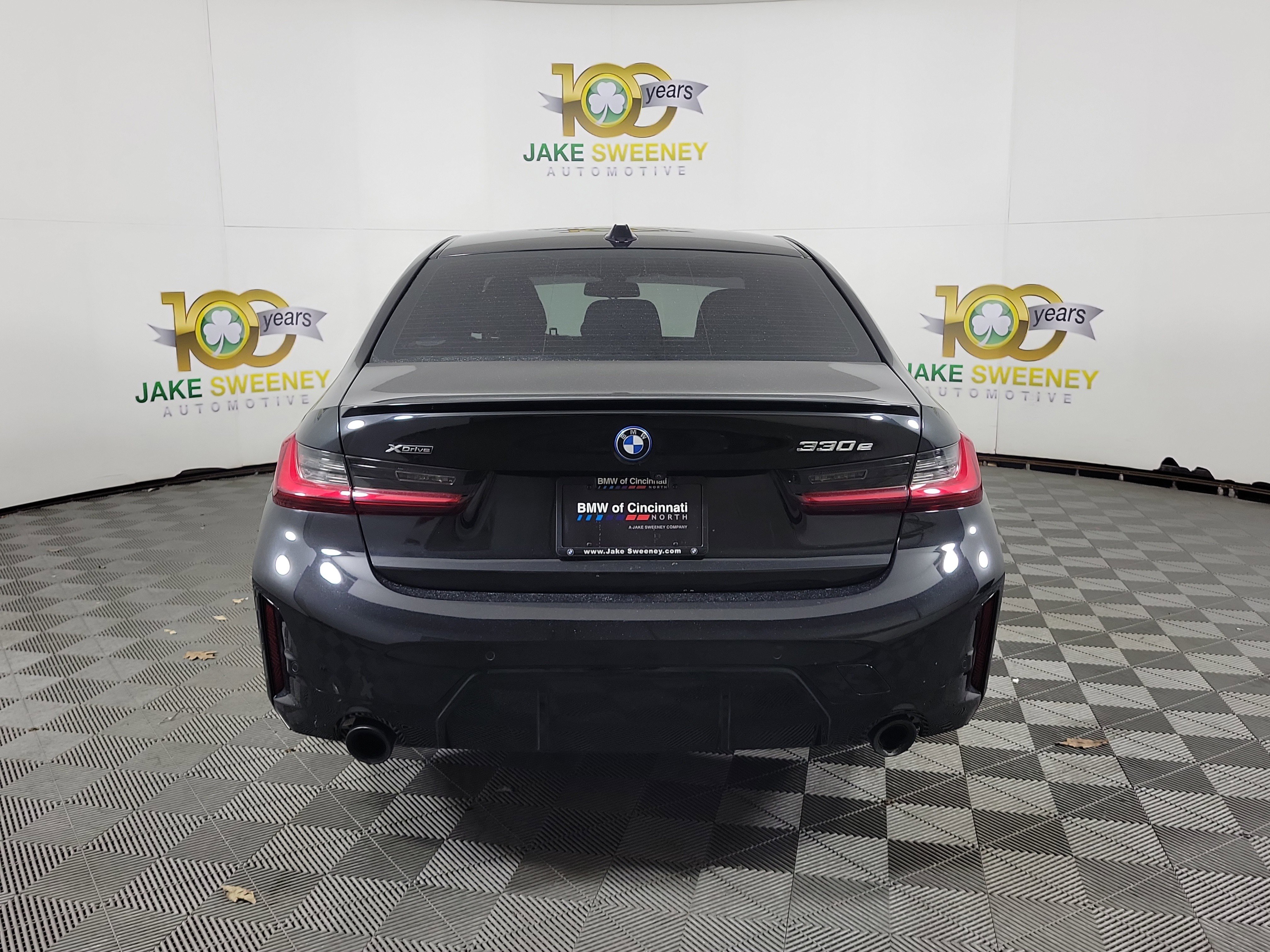 Used 2023 BMW 330e xDrive w/ M Sport Package image 6