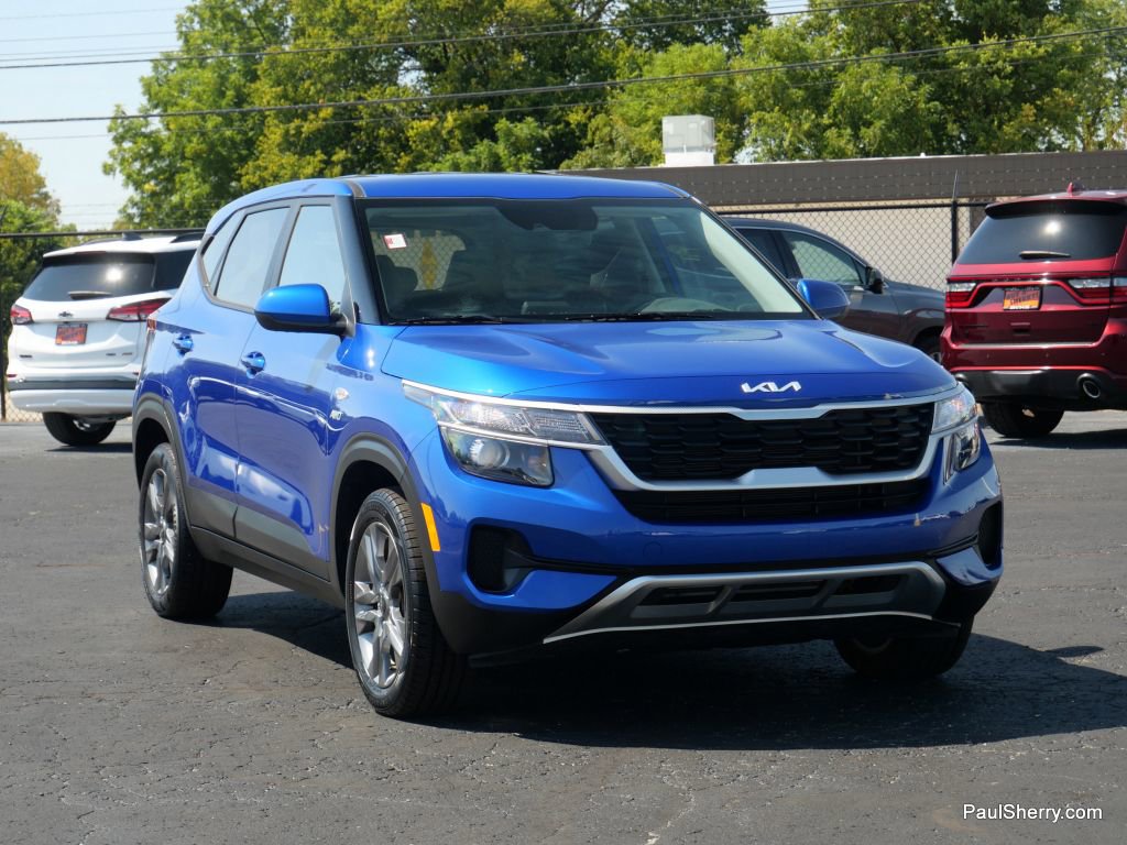 Used 2023 Kia Seltos LX AWD/4WD image 17
