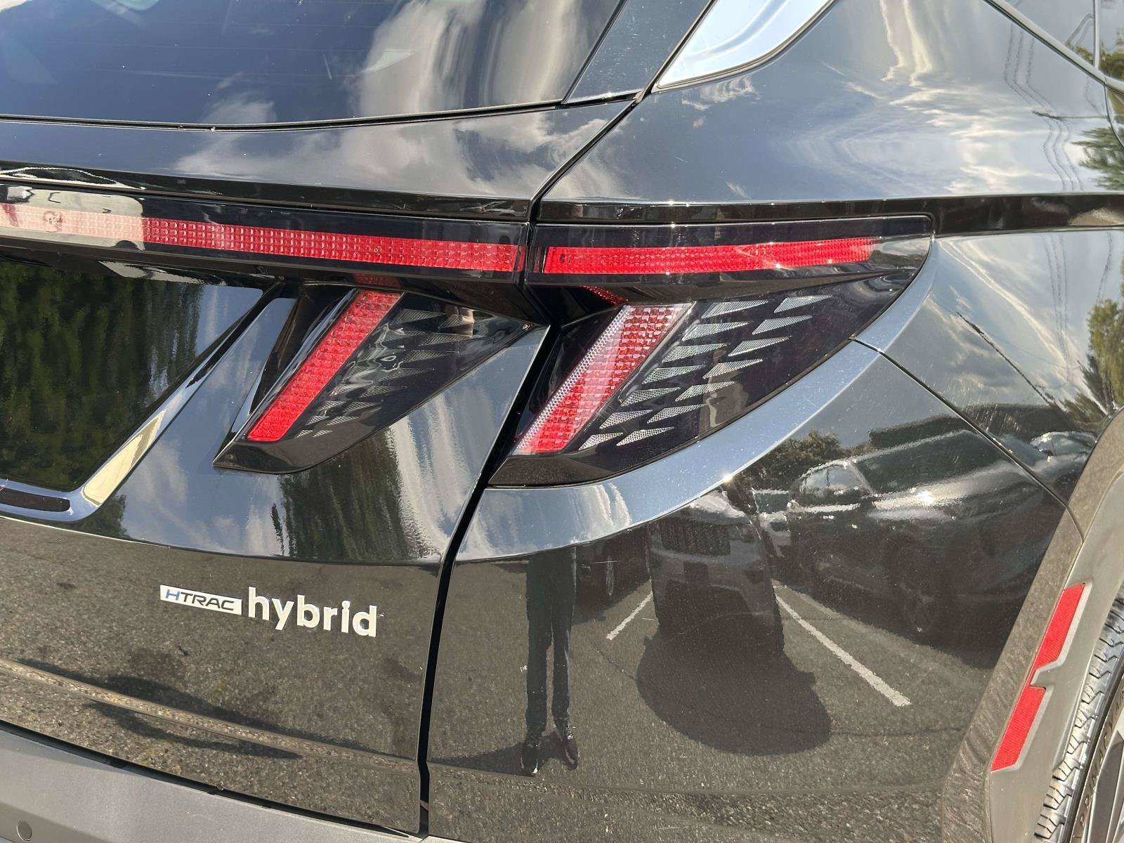 Used 2025 Hyundai Tucson Limited AWD/4WD image 12