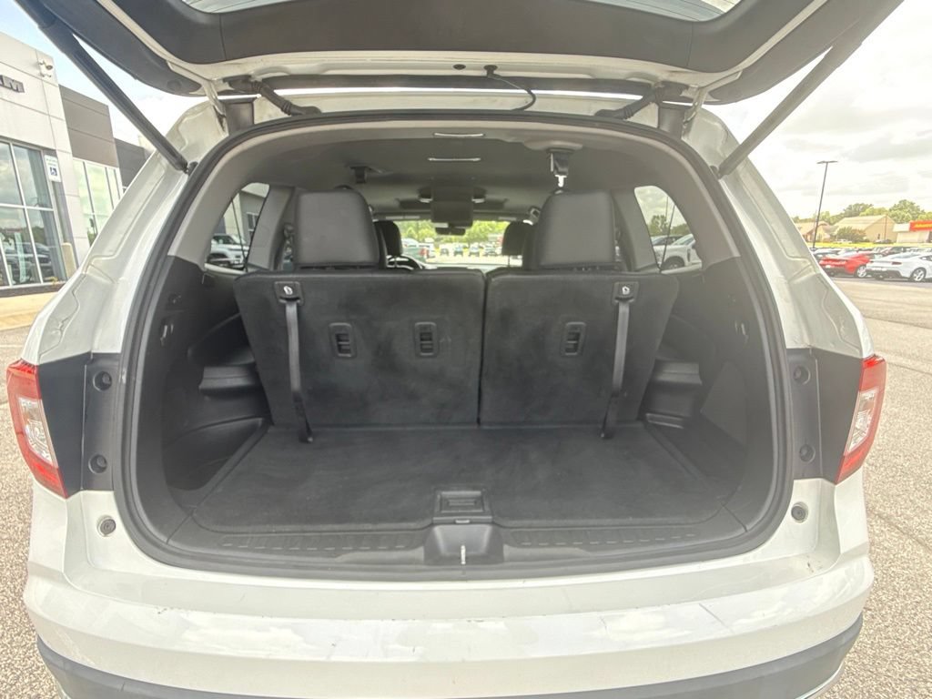 Used 2020 Honda Pilot Touring image 8
