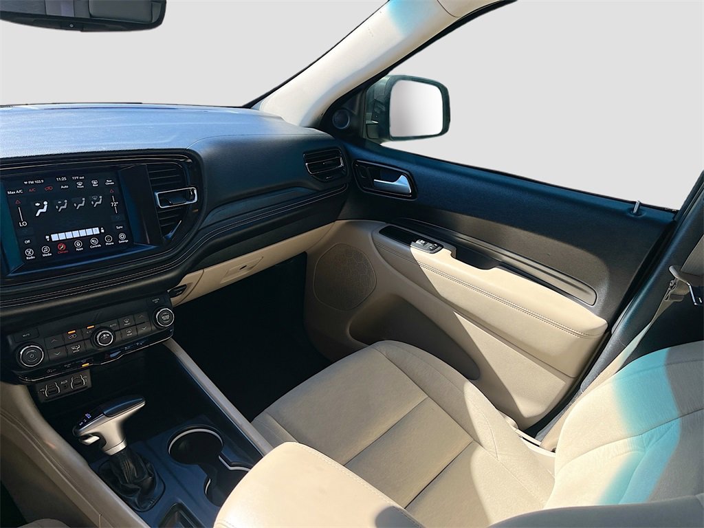 Used 2021 Dodge Durango SXT image 22