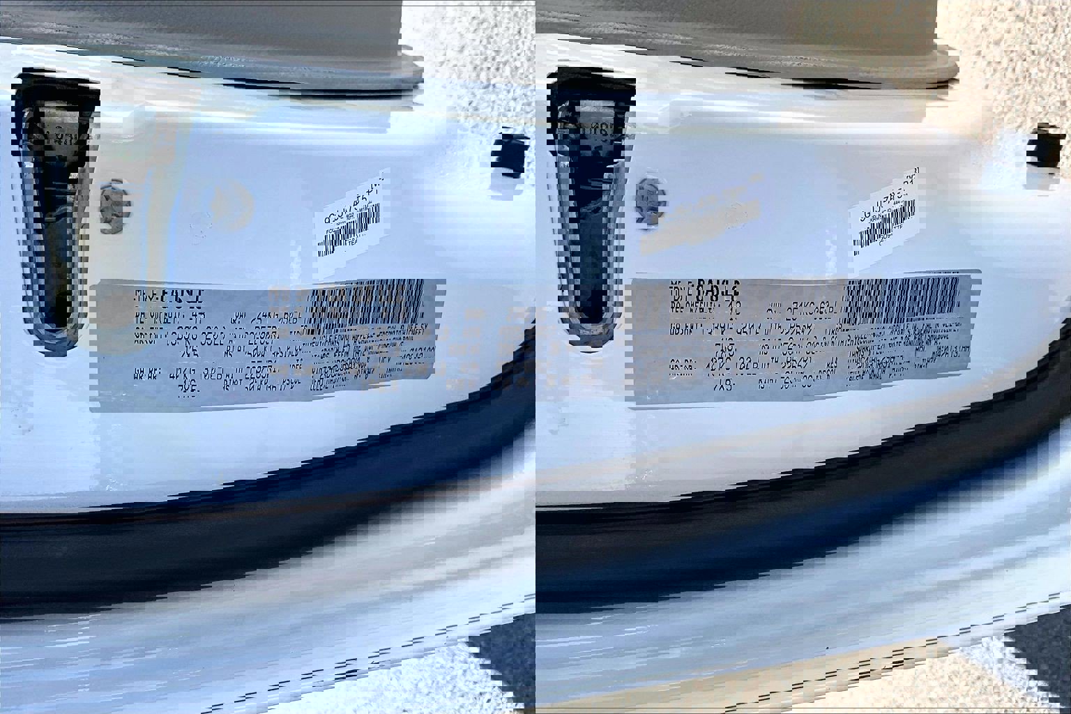 Used 2018 Dodge Grand Caravan SE w/ UConnect Hands-Free Group image 32