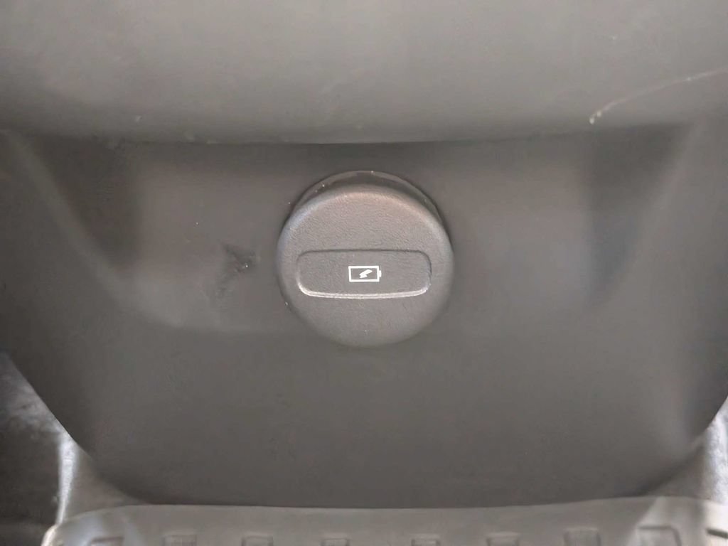 Used 2024 Volvo XC90 B6 Plus AWD/4WD image 19