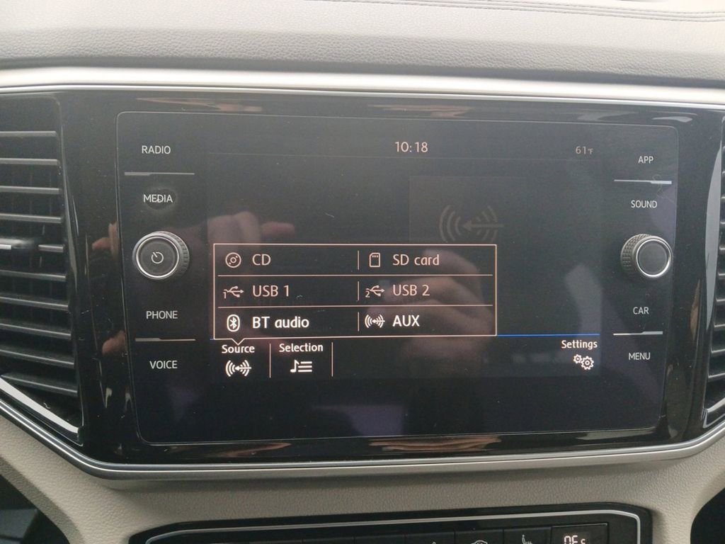 Used 2018 Volkswagen Atlas SEL FWD image 17