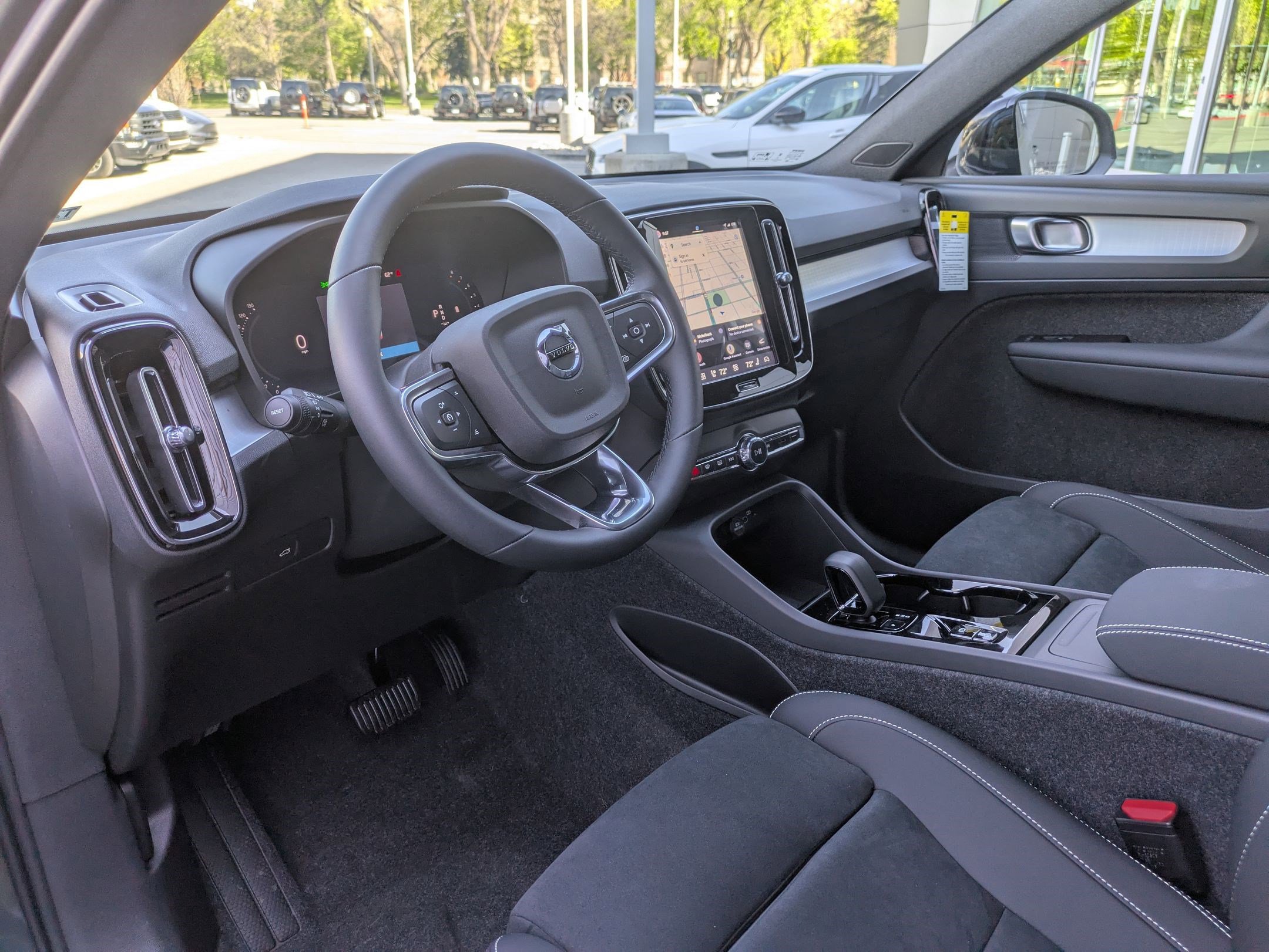 New 2026 Volvo XC40 B5 Plus w/ Climate Package image 10