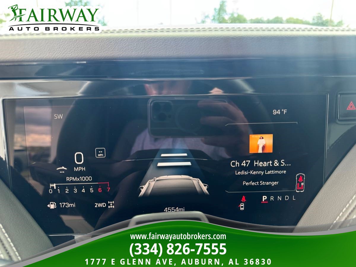 Used 2026 GMC Yukon Elevation w/ Elevation Premium Package AWD/4WD image 22