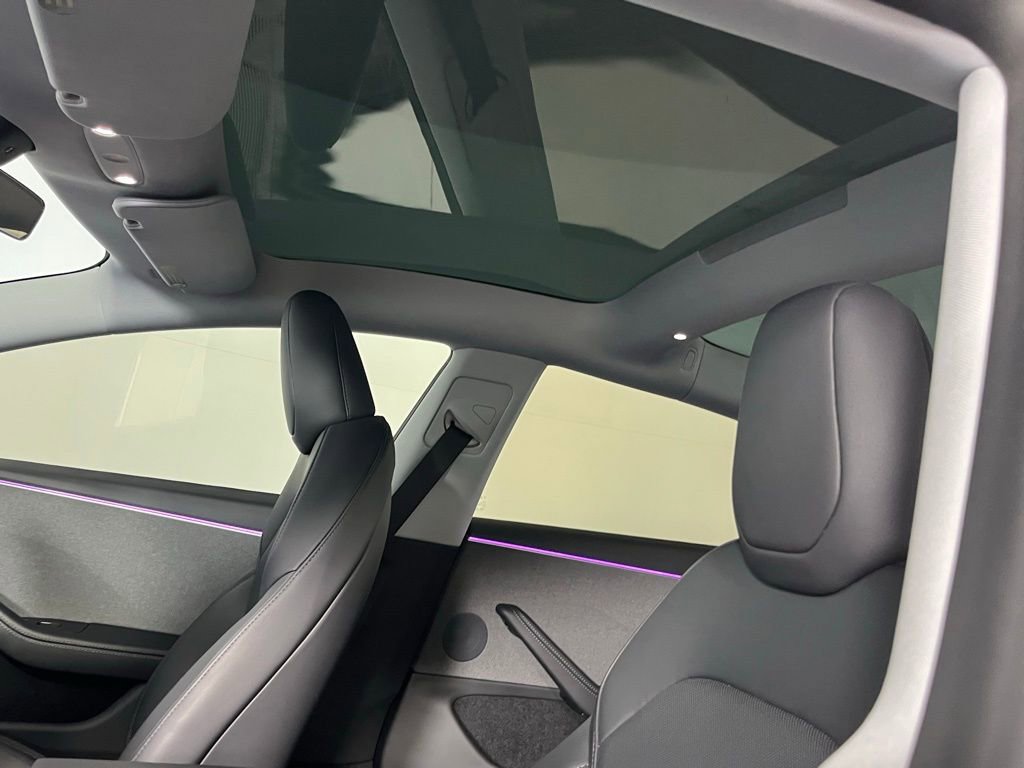 Used 2025 Tesla Model 3 Long Range image 18