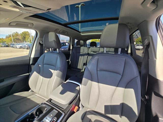 Used 2025 Audi Q7 3.0T Premium Plus w/ Premium Plus Package AWD/4WD image 25