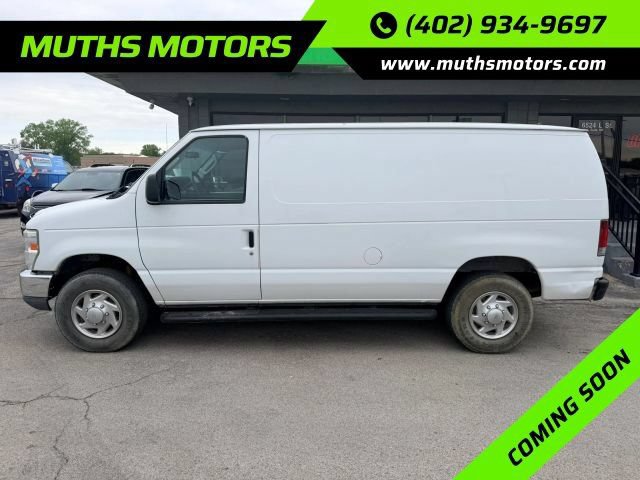 Used 2010 Ford E-250 and Econoline 250 RWD image 3