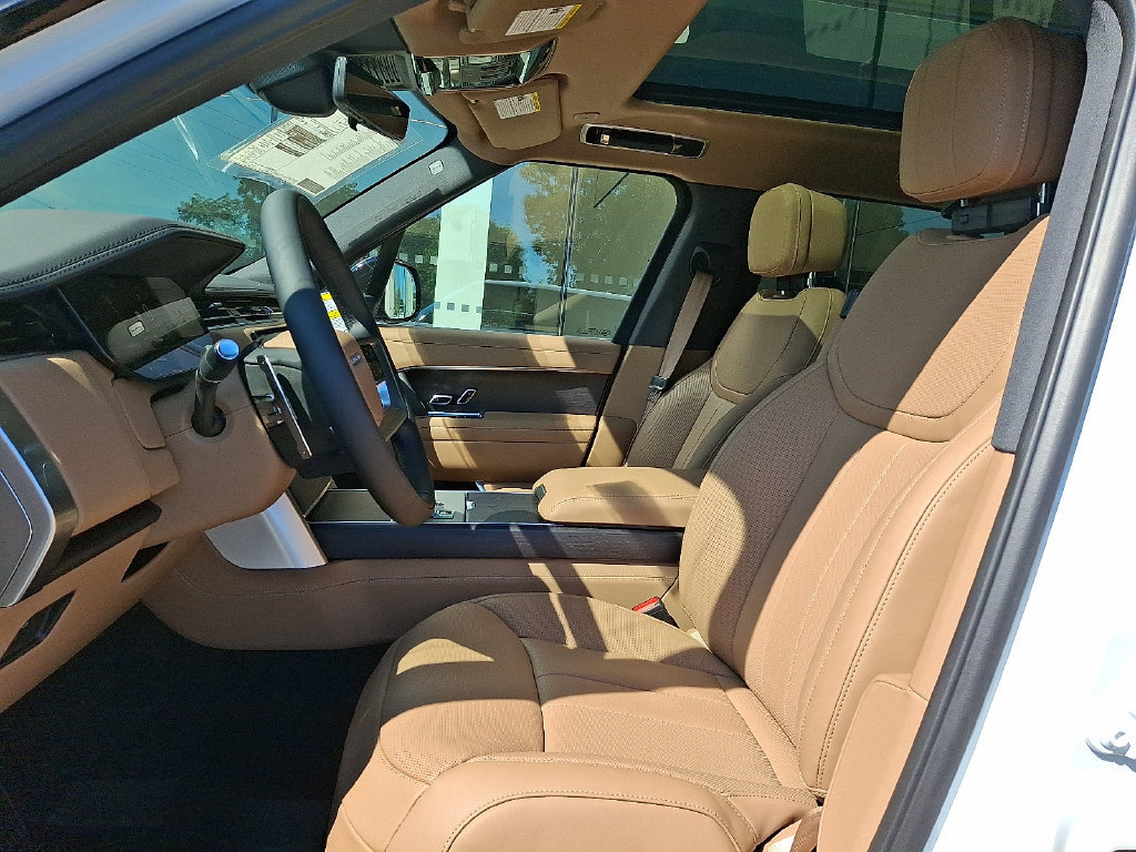 New 2026 Land Rover Range Rover SE AWD/4WD image 9