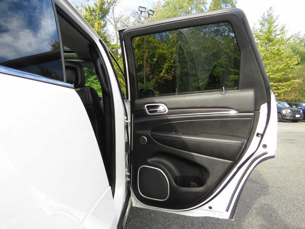 Used 2021 Jeep Grand Cherokee Summit image 16