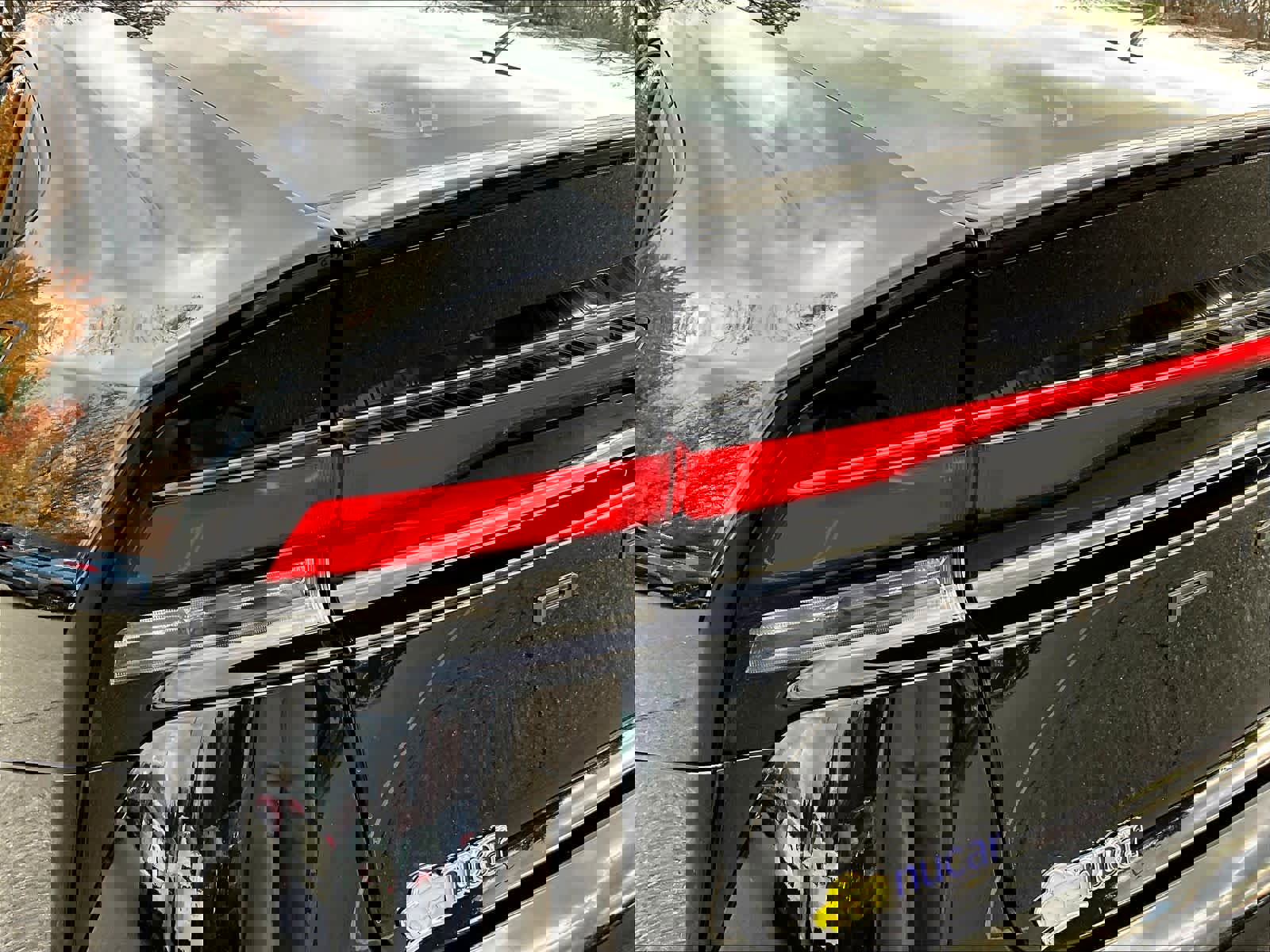 Used 2024 Toyota Prius Limited image 34