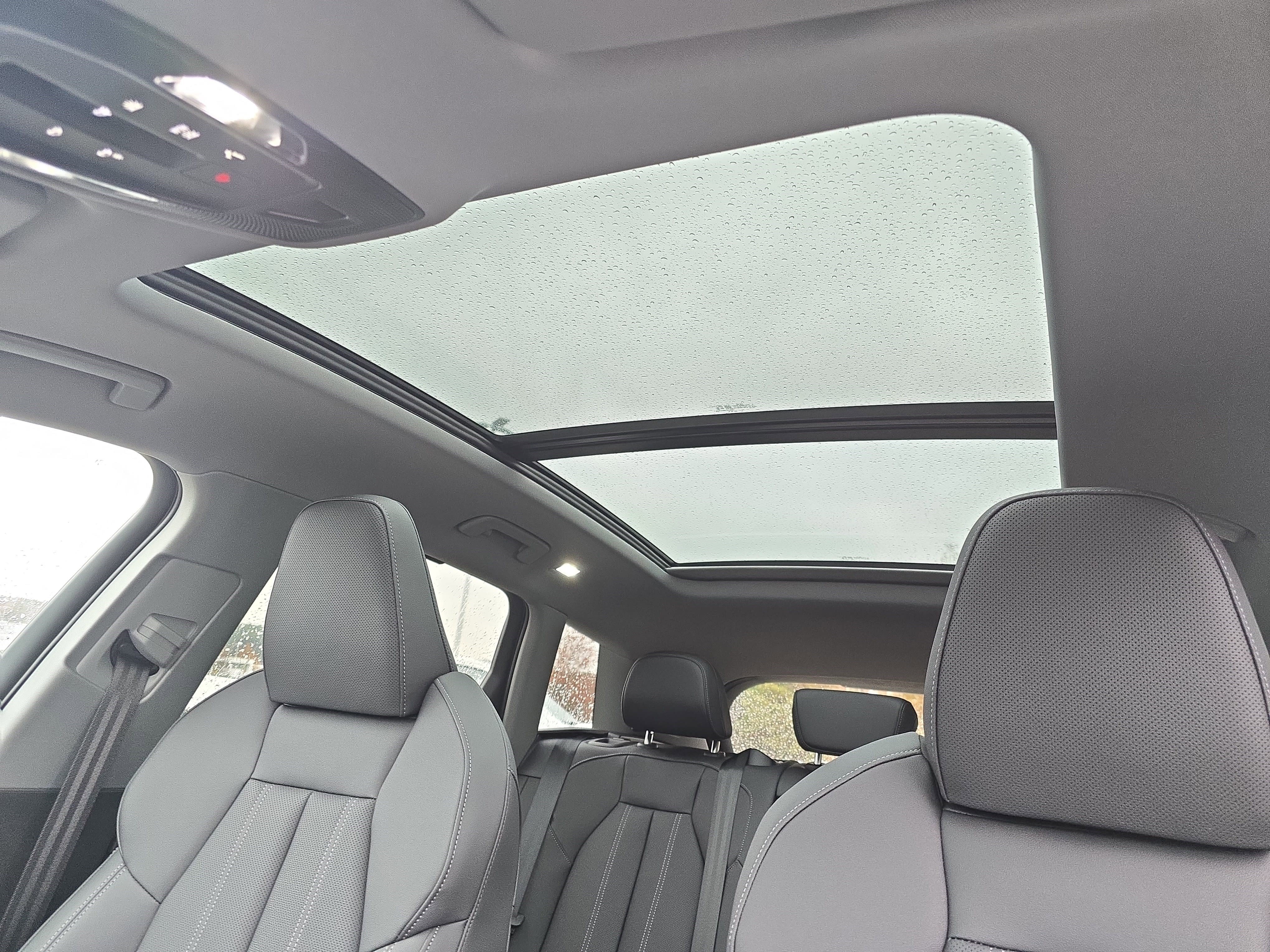 New 2025 Audi Q6 e-tron Premium Plus image 28