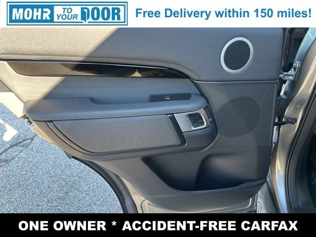 Used 2022 Land Rover Discovery S image 30