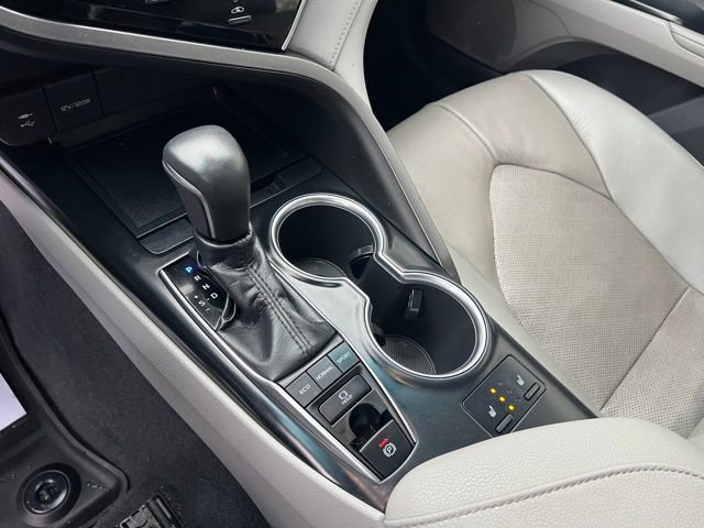 Used 2018 Toyota Camry XSE image 21