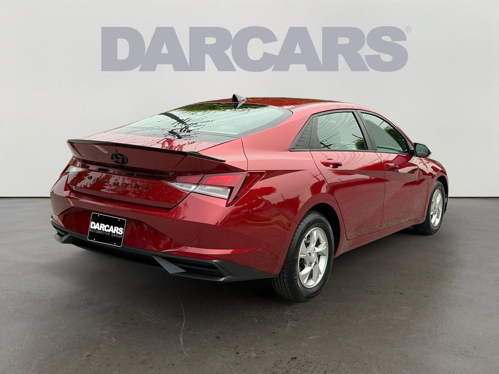 Used 2023 Hyundai Elantra SE FWD image 7