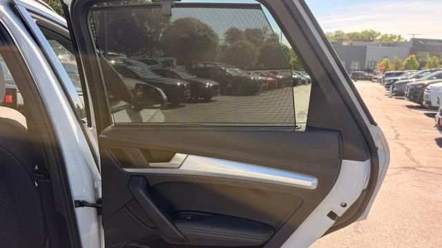 Used 2025 Audi Q5 2.0T Premium Plus AWD/4WD image 6
