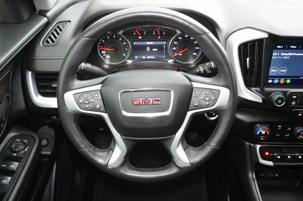 Used 2022 GMC Terrain SLT w/ Tech Package image 17