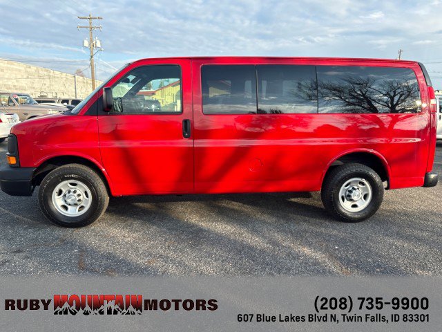 Used 2015 Chevrolet Express 2500 LS image 4