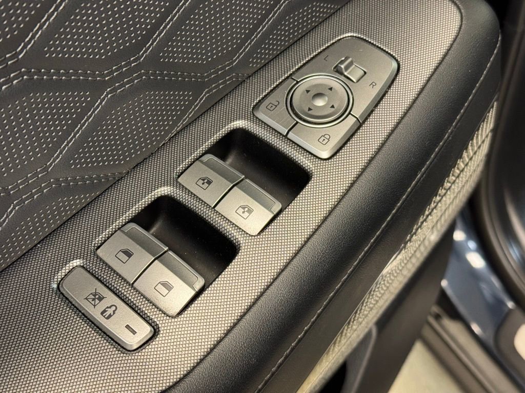 Used 2020 Hyundai Palisade Limited image 10