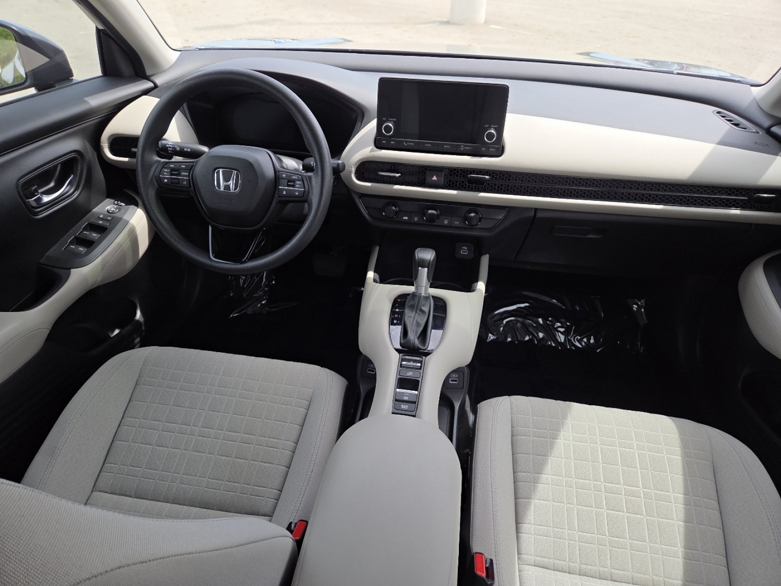 Used 2023 Honda HR-V LX image 22