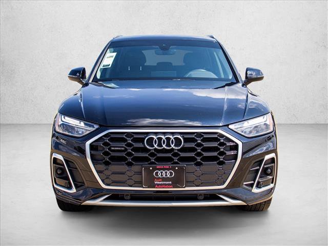 Used 2023 Audi Q5 2.0T Premium w/ Convenience Package AWD/4WD image 2