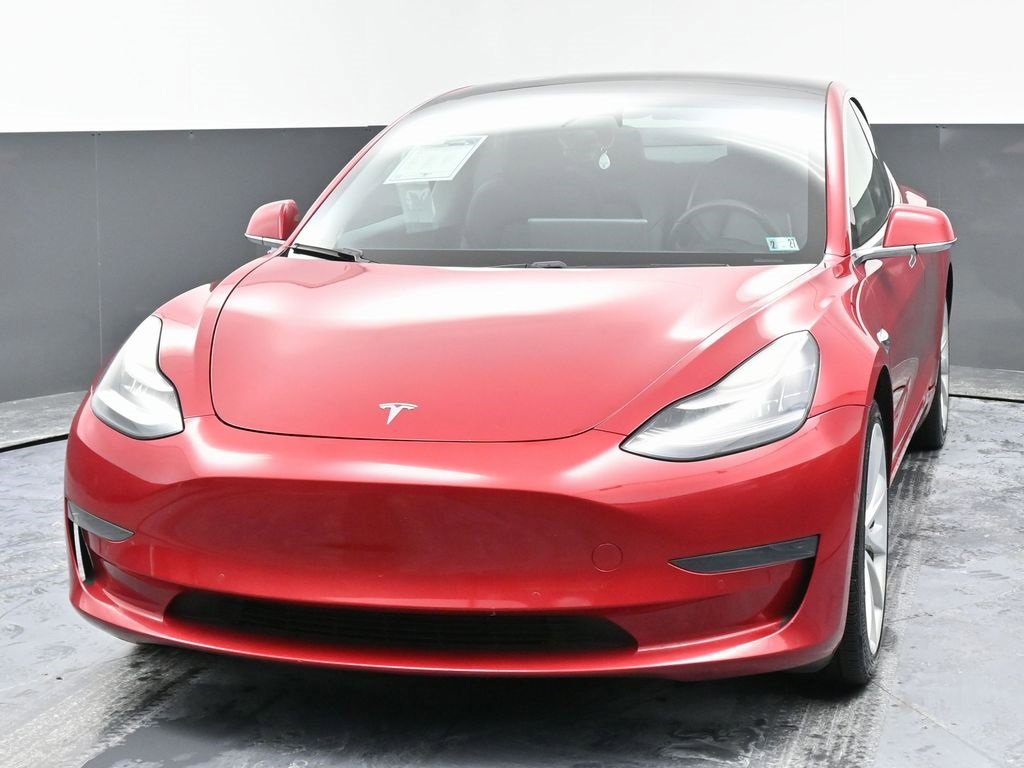 Used 2020 Tesla Model 3 Standard Range Plus image 4