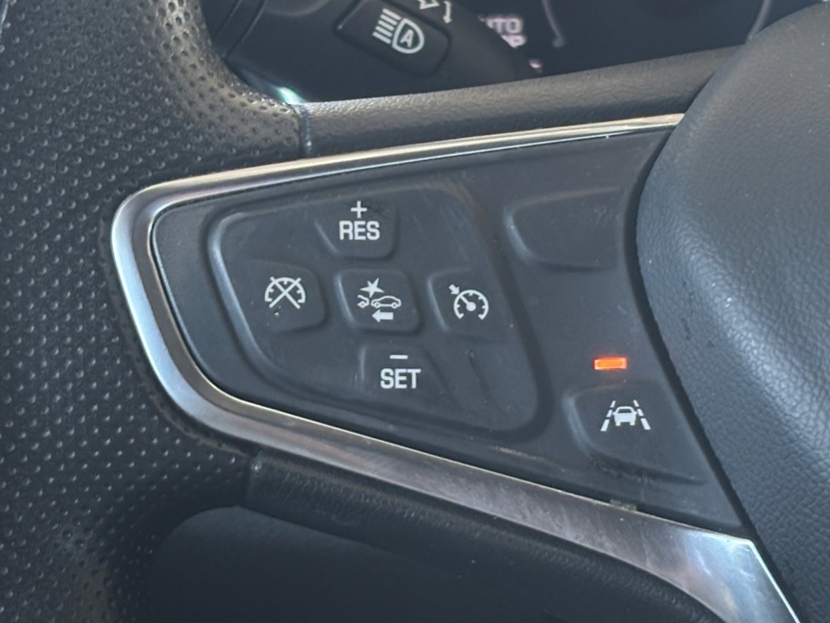 Used 2023 Chevrolet Equinox LS FWD image 11