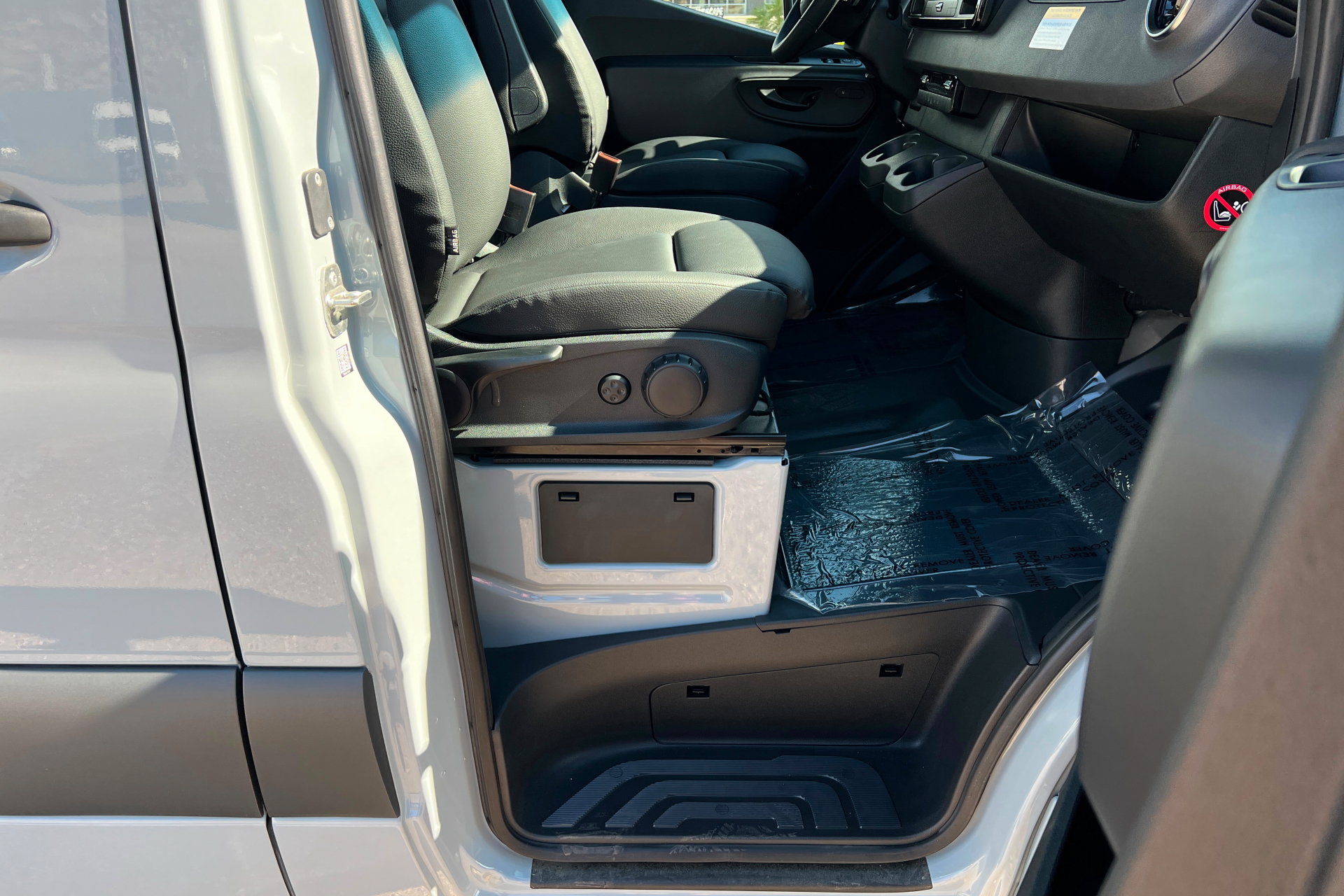 New 2025 Mercedes-Benz Sprinter 2500 image 19