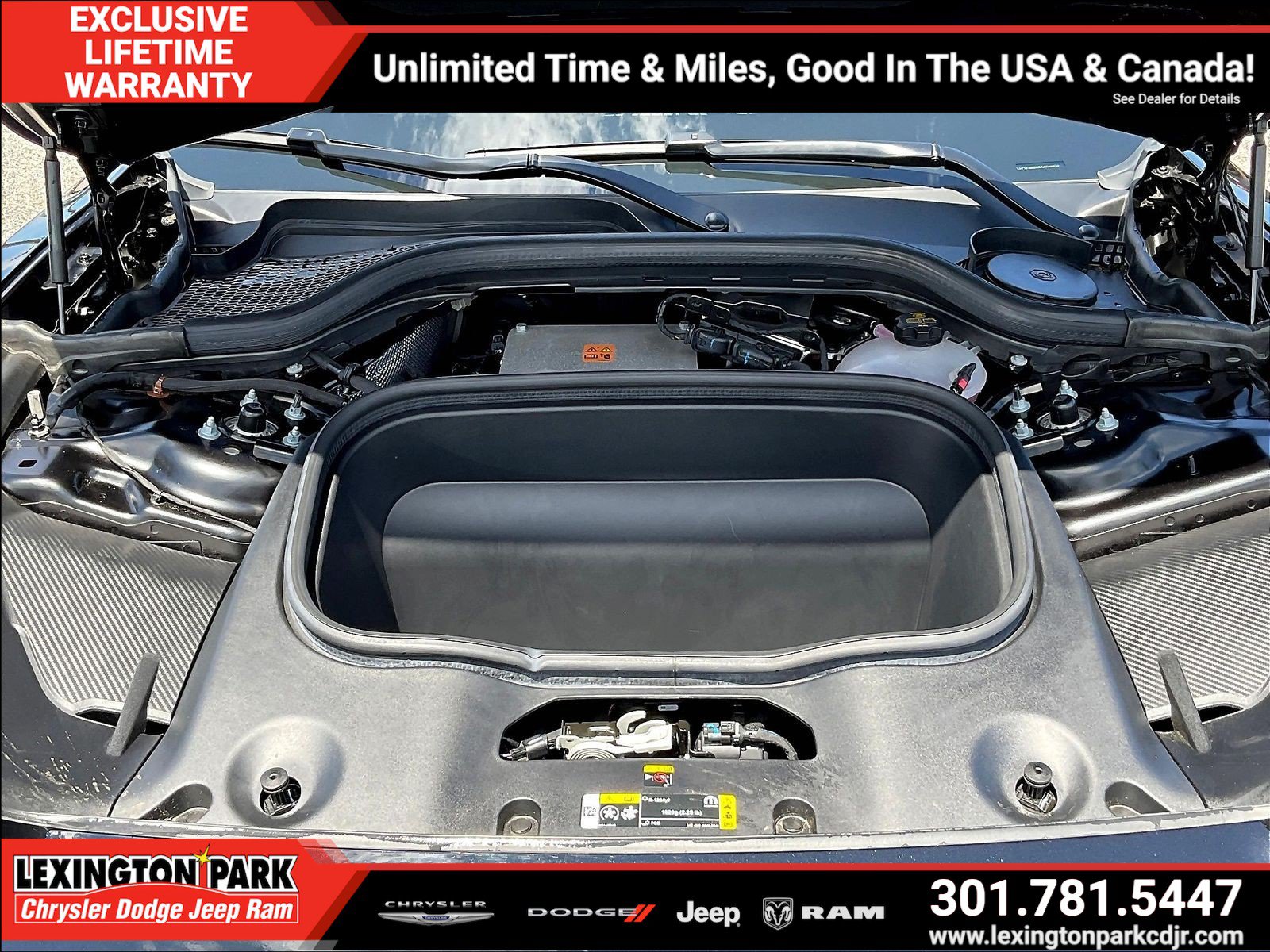 New 2025 Dodge Charger Daytona Scat Pack w/ Track Pack AWD/4WD image 11