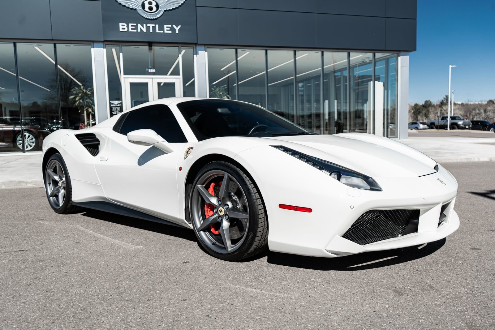 Used 2017 Ferrari 488 Spider image 18