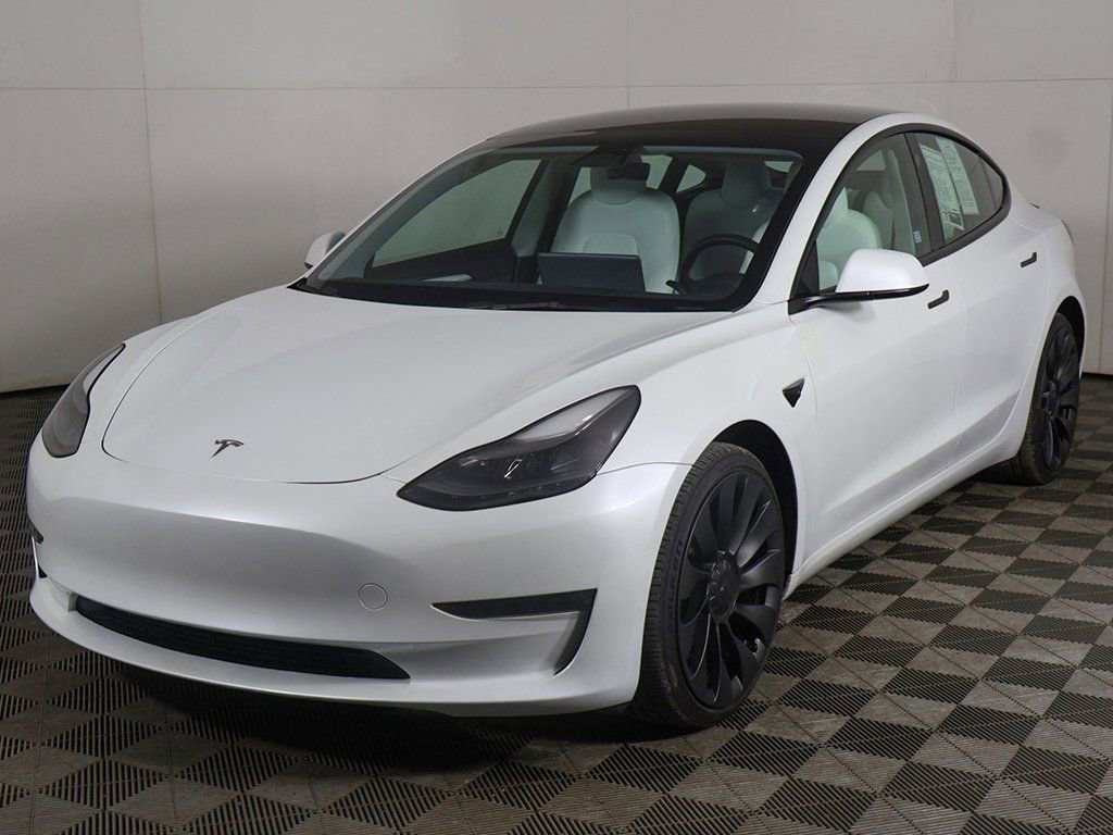 Used 2023 Tesla Model 3 Performance image 9