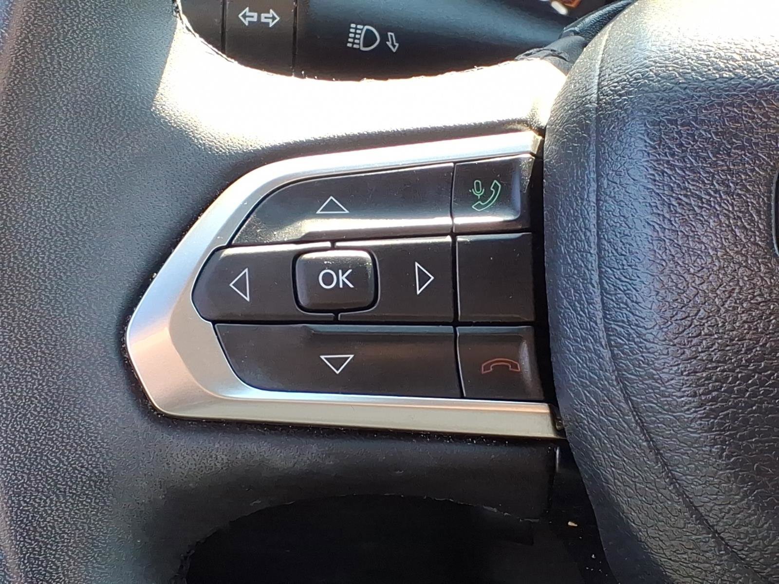 Certified 2023 Jeep Compass Latitude image 21