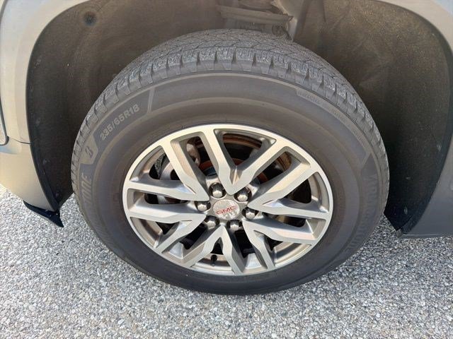 Used 2019 GMC Acadia SLE w/ Driver Alert Package I FWD image 10