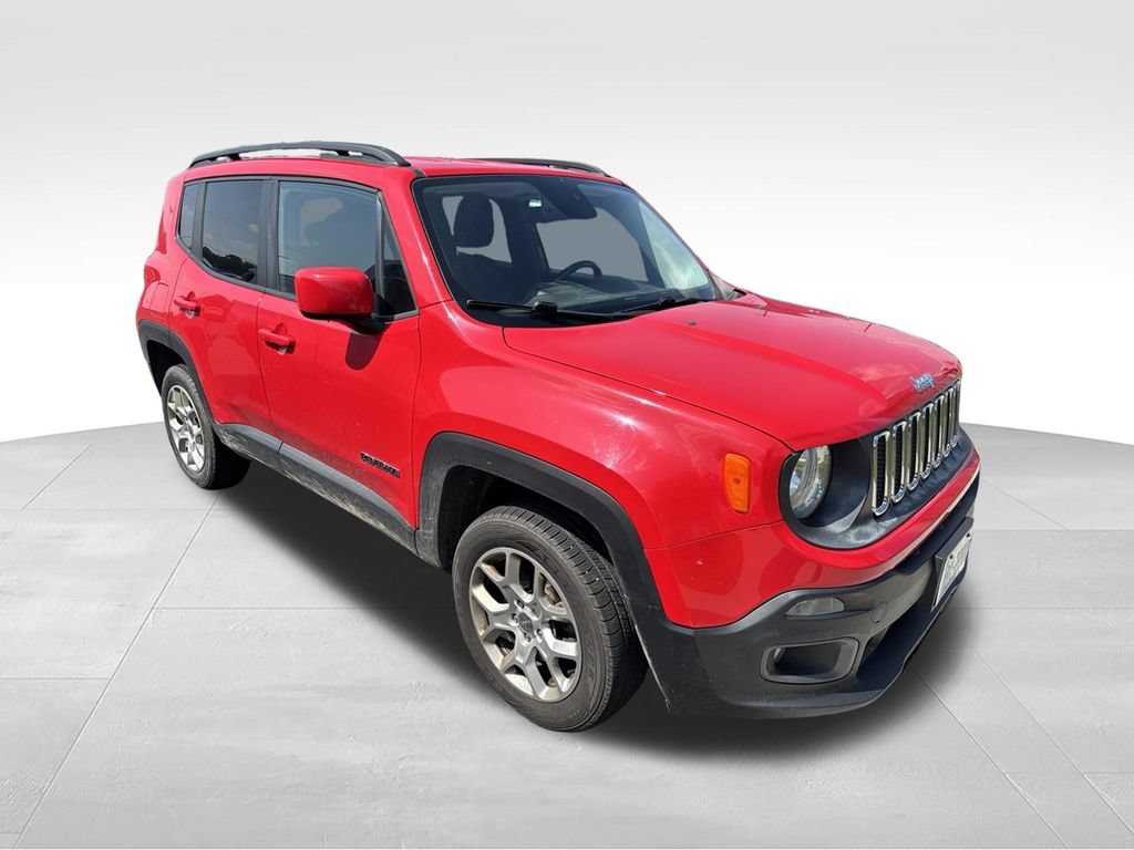 Used 2017 Jeep Renegade Latitude AWD/4WD image 32