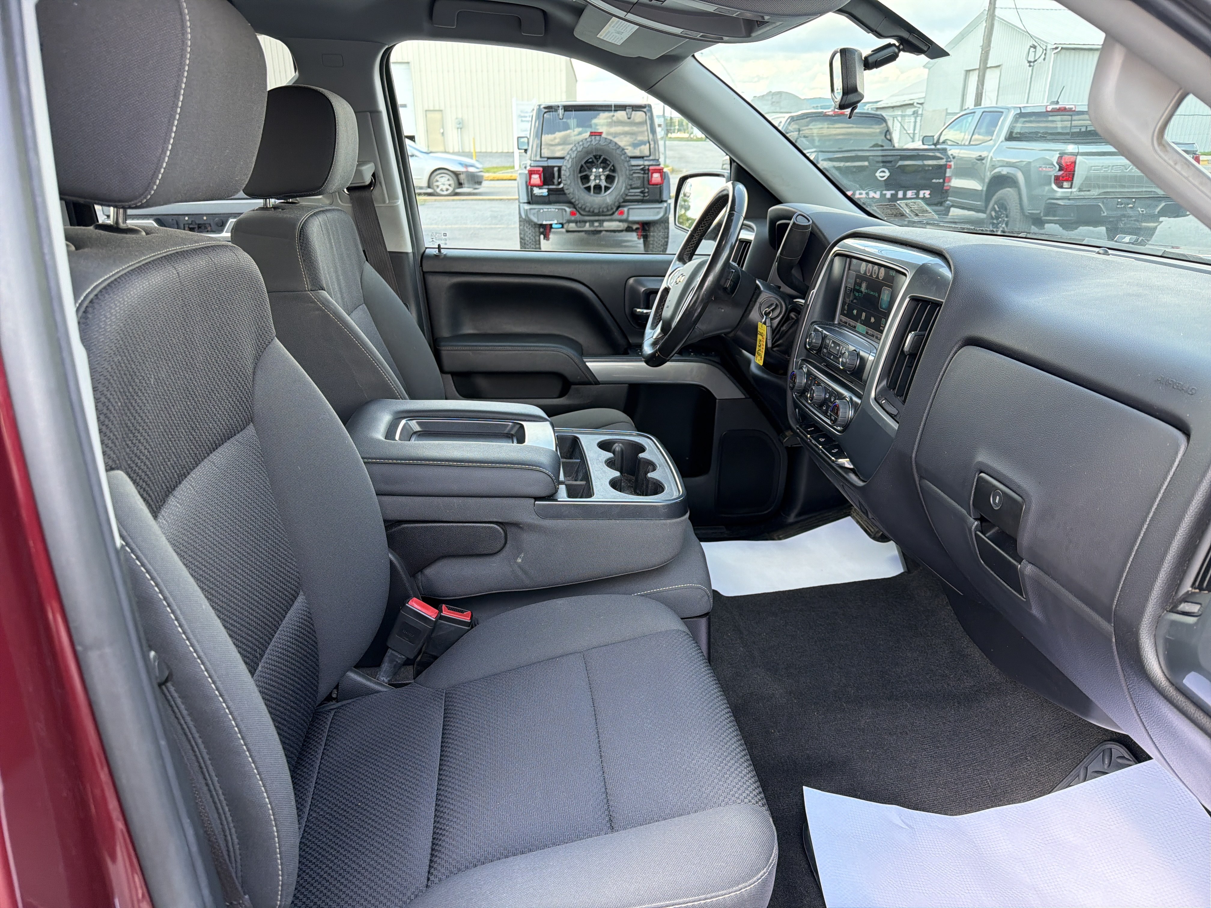Used 2015 Chevrolet Silverado 1500 LT w/ All Star Edition AWD/4WD image 8