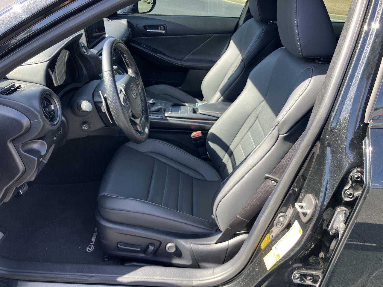 Used 2023 Lexus IS 350 F Sport image 15