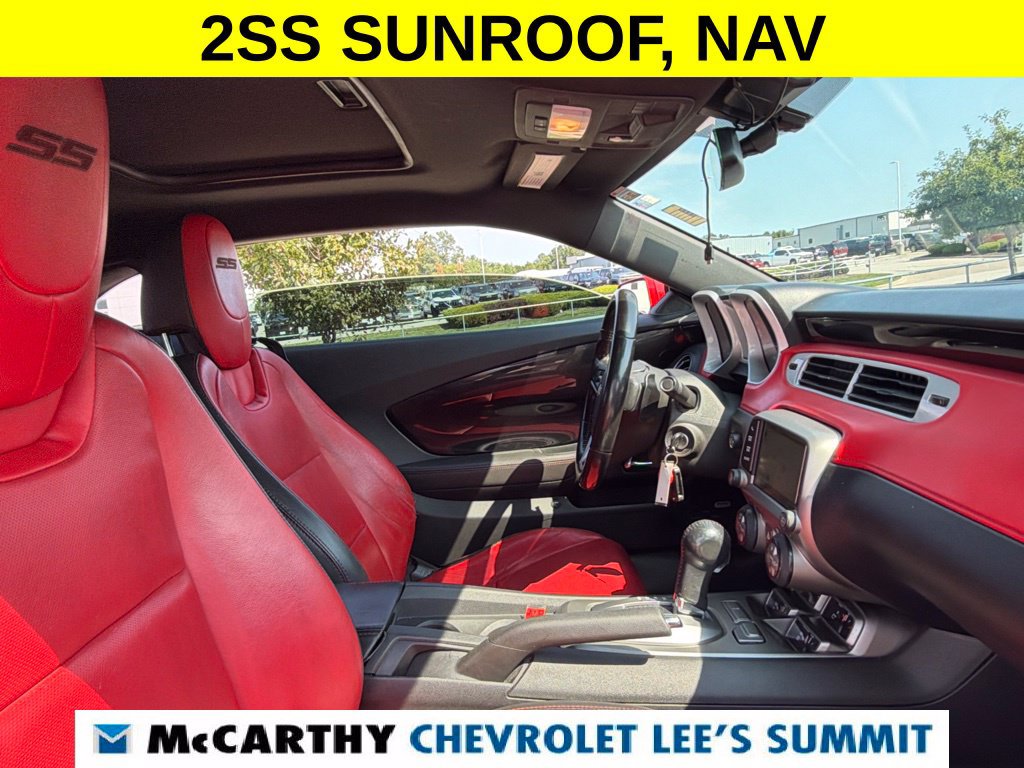Used 2015 Chevrolet Camaro SS w/ Commemorative Special Edition RWD image 27