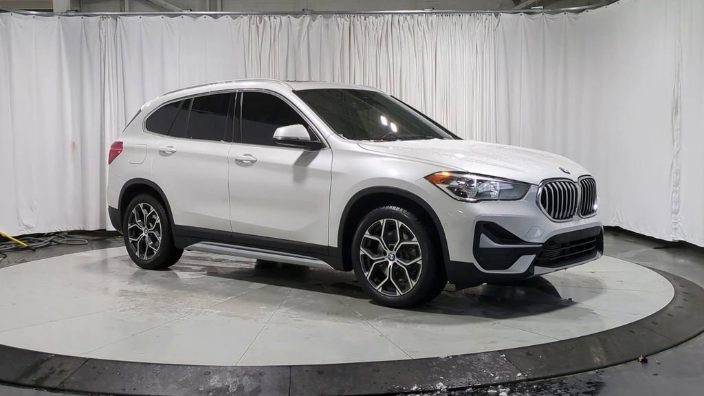 Used 2021 BMW X1 xDrive28i w/ Convenience Package image 3
