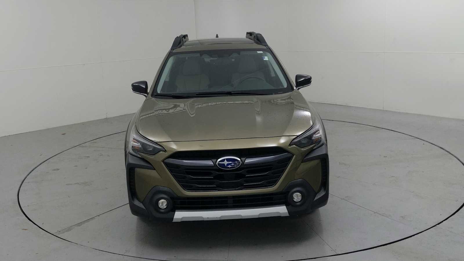 Certified 2023 Subaru Outback Limited AWD/4WD image 3