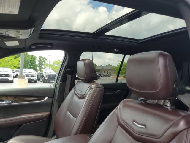 Used 2022 Cadillac XT6 Premium Luxury w/ LPO, Floor Liner Package AWD/4WD image 11