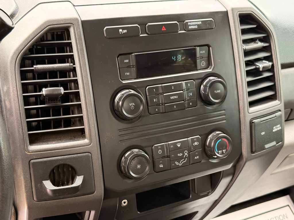 Used 2019 Ford F250 XL w/ Power Equipment Group RWD image 18