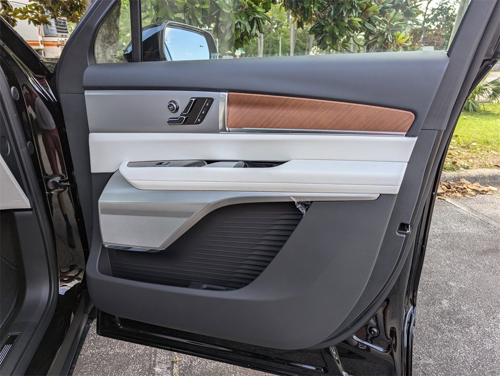 New 2026 Cadillac Vistiq Sport image 39